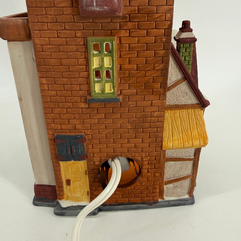 Dept. 56 - Christmas in the City - Music Emporium - Retired 1996 Houses Display - Picture 10 of 16